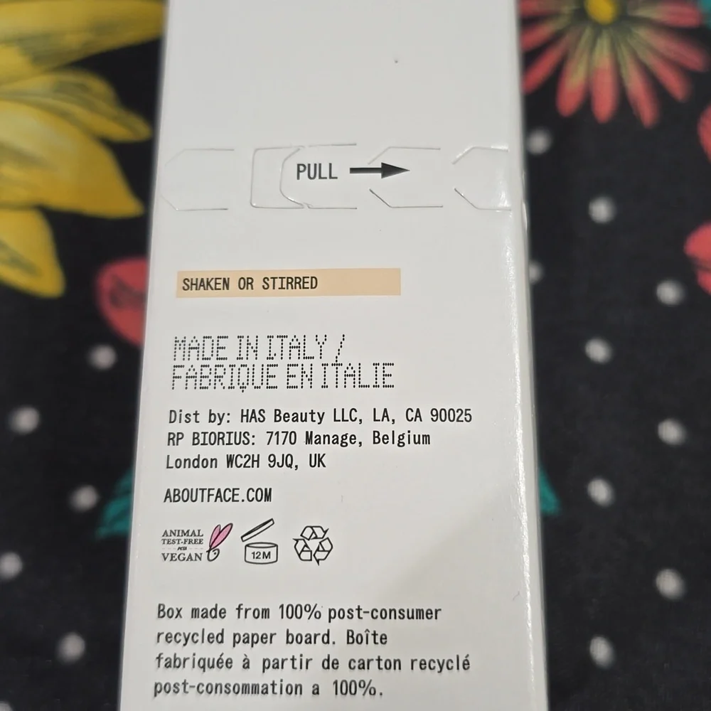 About-Face Light Lock Highlight Fluid Shade Shaken or Stirred